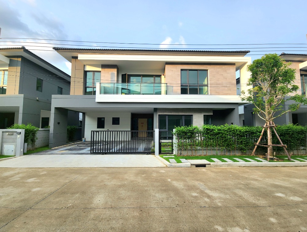 ขายบ้านบางนา แบริ่ง ลาซาล : 💥For sale💥 The City bangna   โครงการใหม่ใกล้ Concordian International School  ใกล้ Mega Bangna ขนาดที่ดิน 70 ตรว. พื้นที่ใช้สอย 313 ตรม. แบบบ้านบ้านดีไซน์  highceiling doublevolume เพิ่มความโล่งโปร่งของบ้าน  จัดเต็มครบทุกฟังก์ชันการใช้งาน