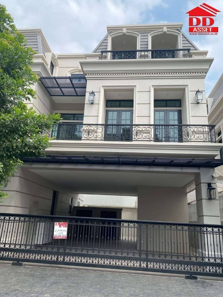 For SaleHouseRama3 (Riverside),Satupadit : Luxury house for sale, The Welton Rama 3, The Welton Rama 3, has a luxury home elevator in the heart of the city. The new house has never been lived in.