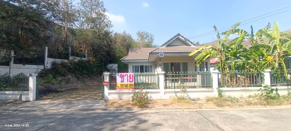 For SaleHouseSaraburi : Single house for sale, area 84 wa, next to Mittraphap Road, Mittraphap Subdistrict, Muak Lek District, Saraburi Province.