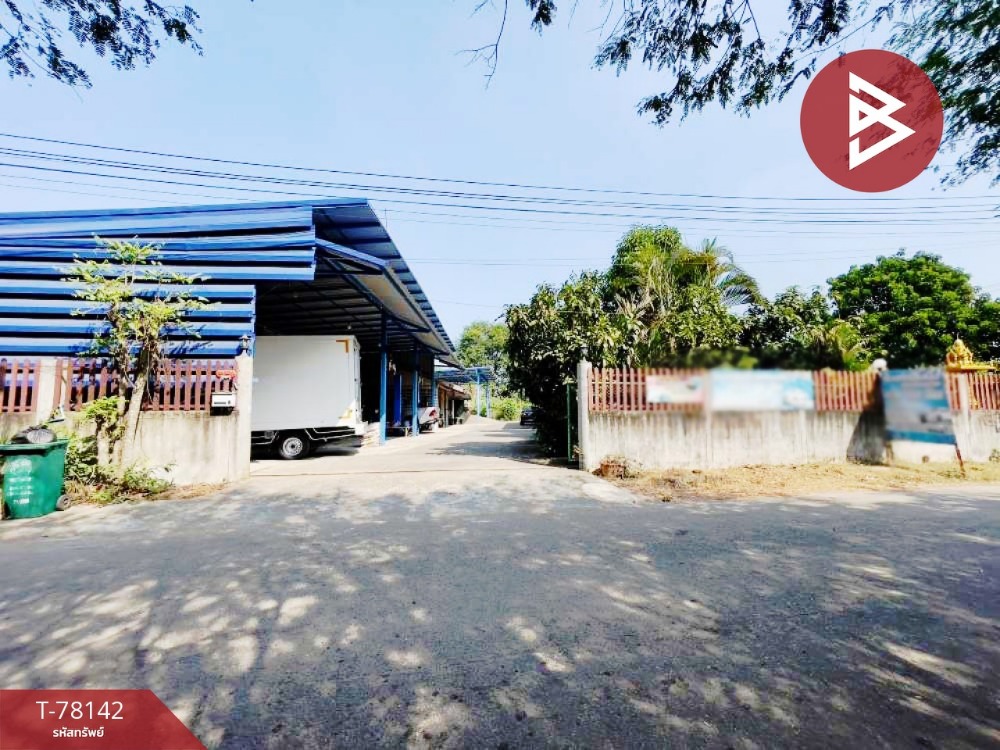 For SaleHouseChachoengsao : Single house for sale with business, area 336 square meters, Plaeng Yao District, Chachoengsao, good location near community areas.