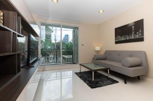 ขายคอนโดสุขุมวิท อโศก ทองหล่อ : Fully Furnished 2 Beds Condo for Sale!