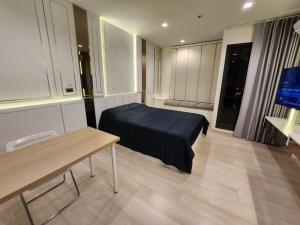 For RentCondoWitthayu, Chidlom, Langsuan, Ploenchit : For rent: Life One Wireless, property code #KK287. If interested, contact @condo19 (with @ as well). Want to ask for details and see more pictures. Please contact and inquire.