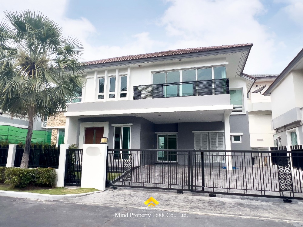 For SaleHousePattanakan, Srinakarin : Single house for sale, Grand Bangkok Boulevard Rama 9 - Srinakarin, near the yellow BTS Srikreetha, near ABAC Ramkhamhaeng University.