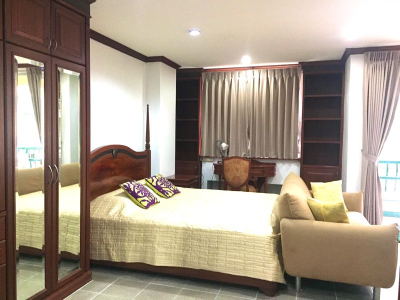 For RentCondoBangna, Bearing, Lasalle : For rent: The Parkland Bangna Building 5