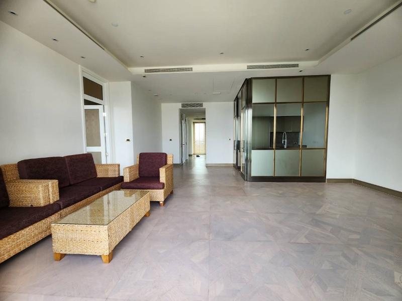 For SaleCondoWongwianyai, Charoennakor : For Sale The Residences At Mandarin Oriental 2 Bed 69 mb