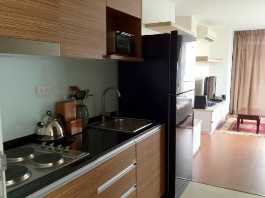 For SaleCondoSilom, Saladaeng, Bangrak : For Sale The Treasure Silom 2 Bed 8.8 mb