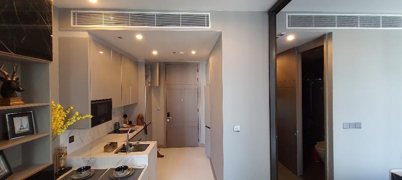 For SaleCondoRama9, Petchburi, RCA : For Sale The Esse at Singha Complex 1 Bed 7.5 mb