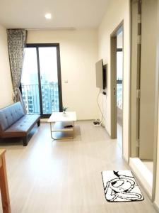 For RentCondoRama9, Petchburi, RCA : 📌Ready to move in Condo   Life Asoke Hype  📌 Line : @jhrrealestate