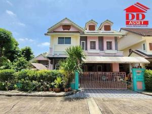 For SaleHouseMin Buri, Romklao : Corner detached house for sale, Parkway Chalet Ramkhamhaeng project, good location, along the Pink Line, code H8036.