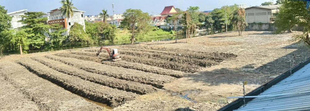 ขายที่ดินพระราม 2 บางขุนเทียน : ขายที่ทำเลทอง 5ไร่ติดคลอง ถมแล้ว แหล่งชุมชน ออกได้หลายทาง ท่าข้ามซอย 9 ใกล้ ถ.พระราม2(1.5 กม.)