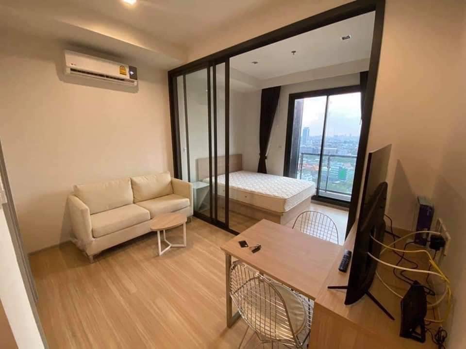 For SaleCondoSapankwai,Jatujak : 🐶 Pet Friendly 🐶 M Jatujak (condo allows pets) very cheap price, beautiful room (1 bedroom 33 sq m.) only 3.89 million baht Tel.0807702957 K.Benz