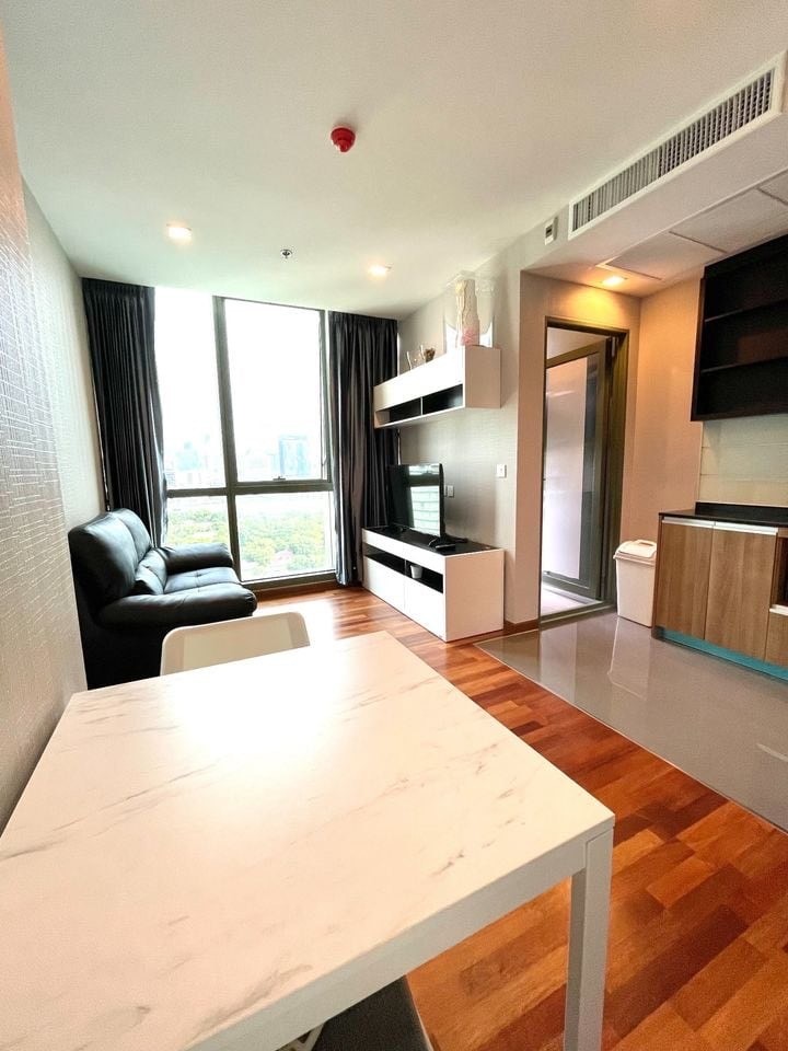 For RentCondoRatchathewi,Phayathai : 🏙️ BEST DEAL FOR RENT | Wish Signature Midtown Siam 1 Bedroom 1 Bathroom 34 sqm. - ฿22,000/month Tel. 0909426442 K.Film