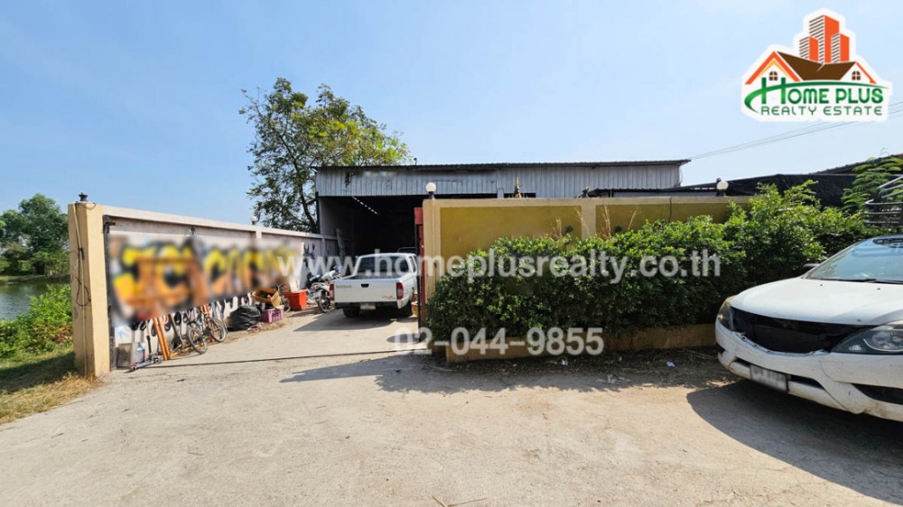 For SaleLandMahachai Samut Sakhon : Land with warehouse near Assumption College, English curriculum, Rama 2 Campus, Samut Sakhon, area 110.3 square meters.