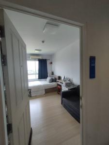 For SaleCondoRattanathibet, Sanambinna : Urgent, price less than a million, Plum Condo Samakkhi Condo With furniture (S4134)