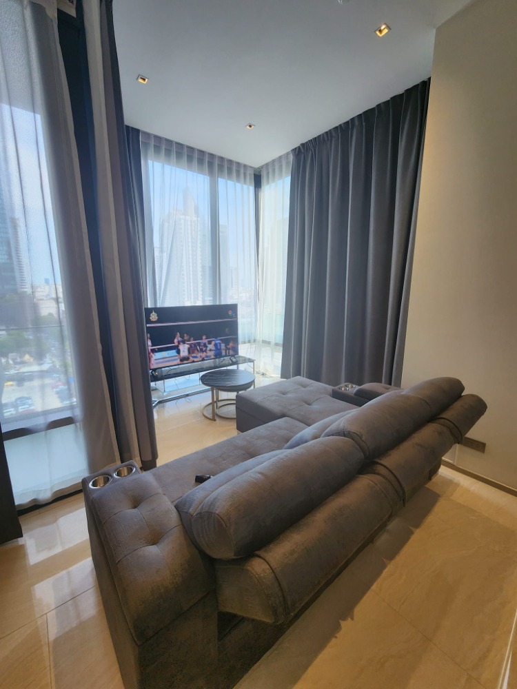 For RentCondoSilom, Saladaeng, Bangrak : 📌Ready to move in Condo Ashton Silom📌 Line : @jhrrealestate