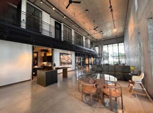 ขายคอนโดสาทร นราธิวาส : Windshell Naradhiwas - Designer Loft Duplex Apartment for Sale