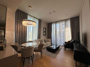 ให้เช่าคอนโดวิทยุ ชิดลม หลังสวน : Luxury 2 Beds Condo for Rent!