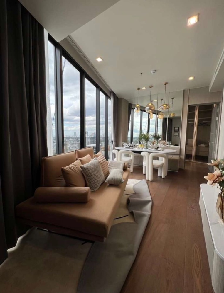 For RentCondoAri,Anusaowaree : For Rent luxury condo : Ideo Q Victory New room High floor 2 bedrooms  Fully furnished Ready to move in Near BTS Victory Monument Rental 59,999 baht