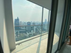 ขายคอนโดนานา : Sale  Hyde Sukhumvit11 142.16 Sq.m penthouse 40M  (S03-1173)