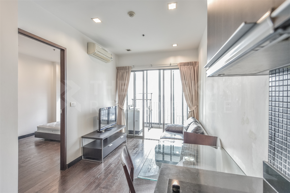 For SaleCondoRatchathewi,Phayathai : 🔥 Cant miss, brutal price reduction 🔥 Ideo Q Phayathai 1 bedroom, 36 sq m., only 5.29 million baht Tel.0841599465 K.First