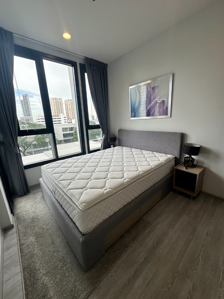 For RentCondoSukhumvit, Asoke, Thonglor : For rent: XT Ekkamai, XT Ekkamai. For more information, add Line ID: @graceproperty (with @)