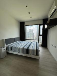 For RentCondoSukhumvit, Asoke, Thonglor : For rent Rhythm Sukhumvit 36-38, nice room, 24th floor.