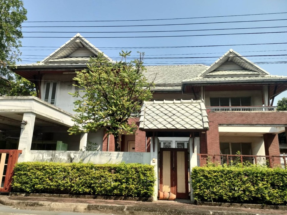 For SaleHousePhutthamonthon, Salaya : Luxurious detached 2-storey house! Noble Wana Village, Pinklao, 124.3 sq.wa