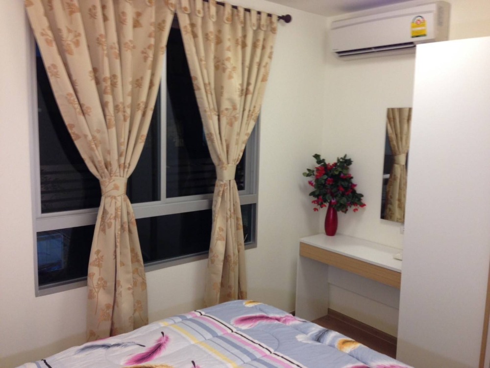 For RentCondoPathum Thani,Rangsit, Thammasat : 🥝🥝 (There is a washing machine) Condo for rent, U Campus Rangsit - Mueang Ake 🥝🥝 2nd floor, size 31 sq m., fully furnished, with washing machine.