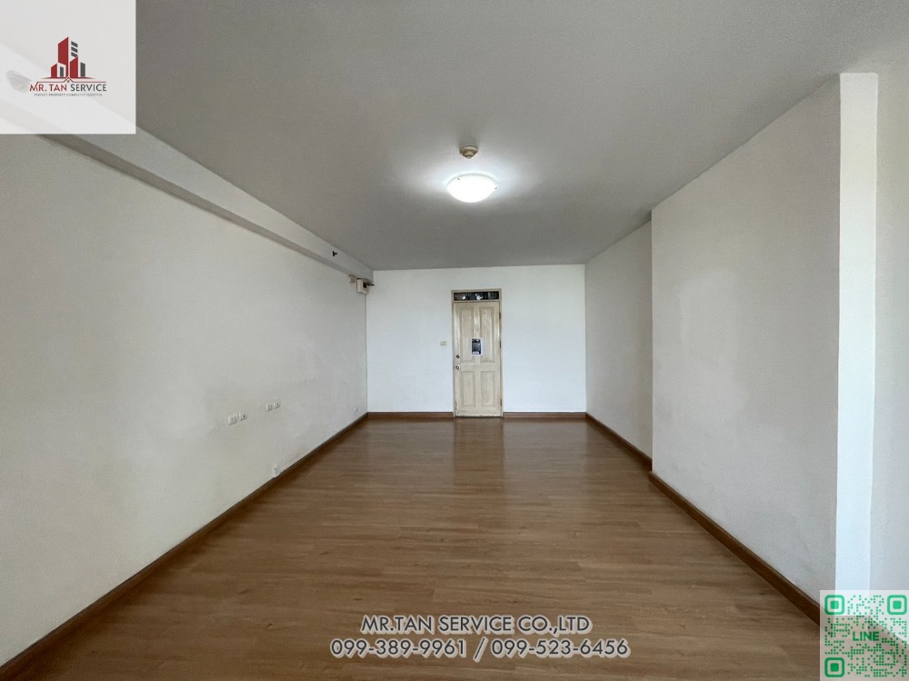 For SaleCondoPattanakan, Srinakarin : Condo for sale, Supalai Park Srinakarin, 37 sq m, empty room, next to the BTS, only 5 minutes.