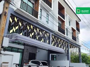 For SaleTownhouseLadprao, Central Ladprao : Townhouse Dimond Ville, home office, 3 and a half floors, 37 sq m, 300 sq m, 3 bedrooms, 4 bathrooms, price 16.8 million baht, corner house, free transfer.