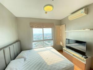 For RentCondoRathburana, Suksawat : Ivy River Condo, Ratburana, 17th floor, river view.