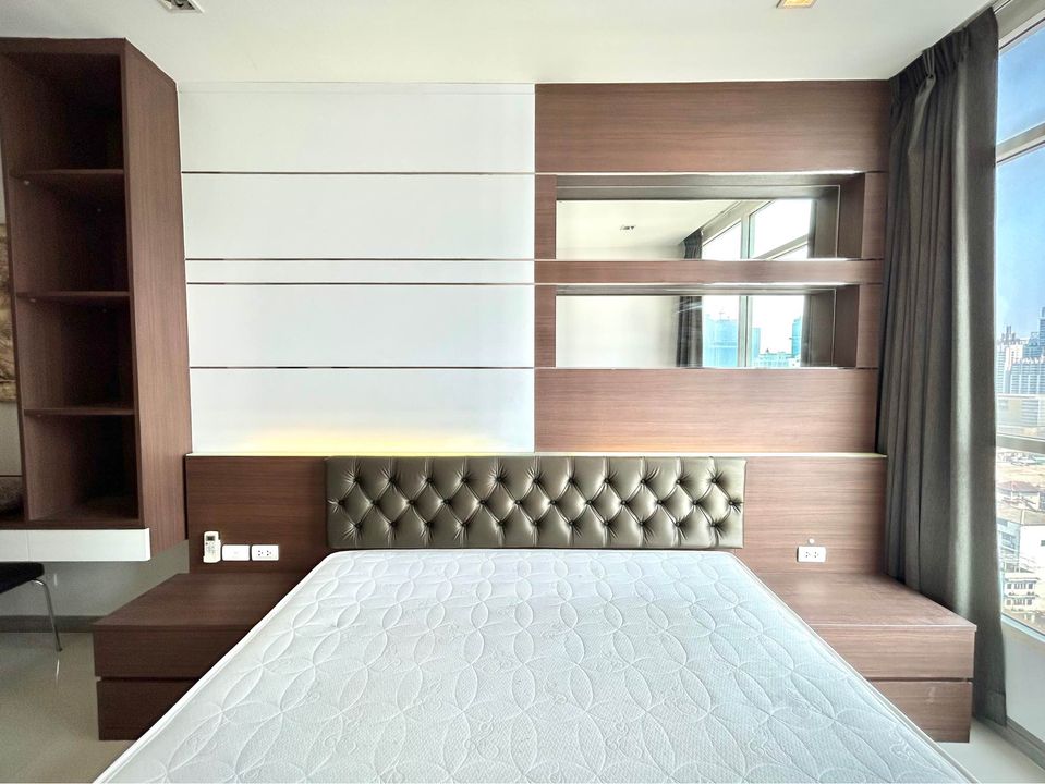 For RentCondoRatchathewi,Phayathai : Condo for rent, 2 bedrooms, near Airport Link, 0 meters, near Central World and Pantip Pratunam