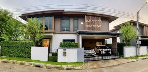 For SaleHousePattanakan, Srinakarin : For sale: detached house, beautifully decorated, ready to move inBurasiri Phatthanakan Project