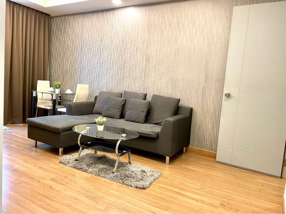 For RentCondoRama9, Petchburi, RCA : 📌Ready to move in Condo   Thru Thonglor   📌 Line : @jhrrealestate