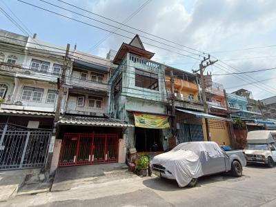 For SaleTownhouseEakachai, Bang Bon : Townhome for sale, Soi Krathing Daeng, Ekkachai 58, opposite Big C-Bang Bon, selling cheap, suitable for renovation, rental room location.