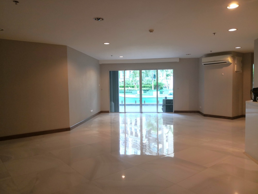 For SaleCondoRama9, Petchburi, RCA : Duplex condo, 2-story apartment, good location, near CentralPlaza Rama 9 📌 Belle Grand Rama 9 📌 Low price, only 26.55 million baht. Hurry.