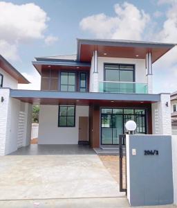 For SaleHouseLamphun : House for sale, newly built, luxury model style, near Chatuchak Market, Lamphun, ready to move in.