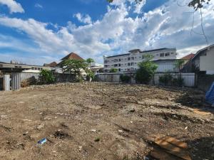 For SaleLandOnnut, Udomsuk : 🔥Urgent land for sale🔥Land 97 sq m. Soi Phongwet Anusorn 1 (Sukhumvit 64), suitable for building a residence and warehouse.