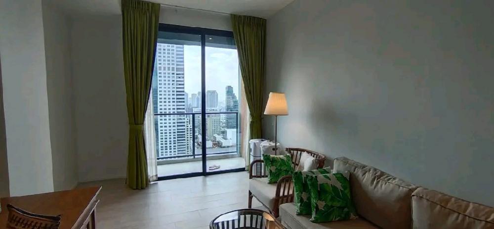 For RentCondoSilom, Saladaeng, Bangrak : 🔥🔥✨Urgent++!!🏦LUXURY luxurious👑Very beautifully decorated room👑✨River view🌊 🌊!!!!✨Fully furnished!!!!✨ 🎯For rent🎯 The lofts silom✅1Bed✅ 49sqm. 2X++ floor (#BTS #CBD📌)🔥✨LINE:miragecondo ✅Fully Furnished