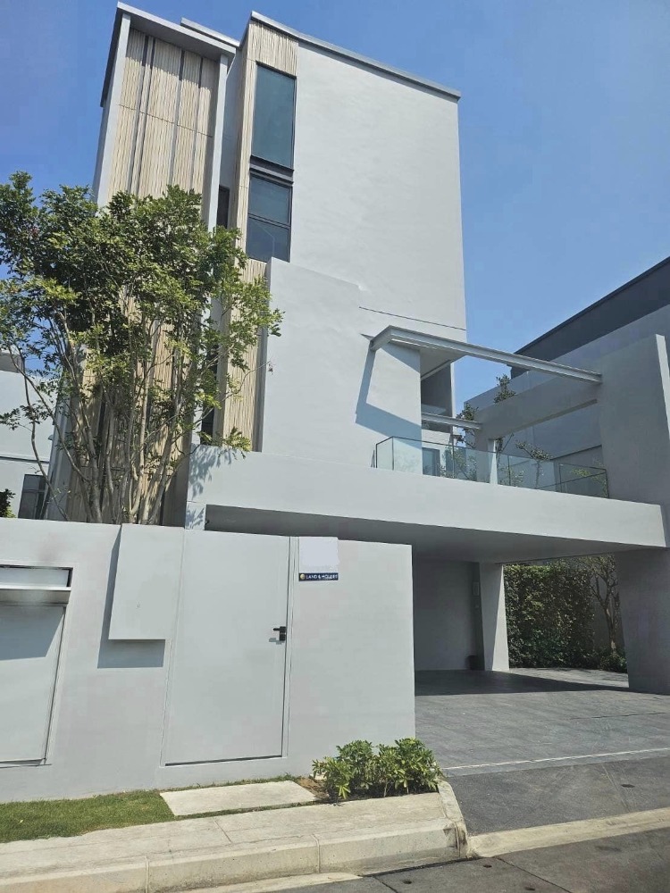 For RentHousePattanakan, Srinakarin : Luxury House 4 Bed 🏡🌳(For Rent) VIVE Krungthep Kreetha