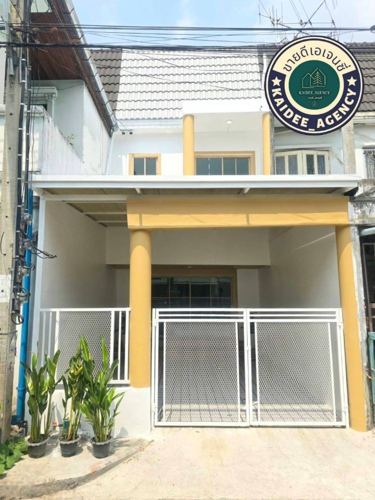 For SaleTownhouseNonthaburi, Bang Yai, Bangbuathong : 2-story townhouse, Fueang Fa Village, Soi 17/8, Purple Line MRT station. Central Westgate, Robinson, Bang Yai Market, Big C Bang Yai, BB Market, Sarasas Witaed Samut Prakan School