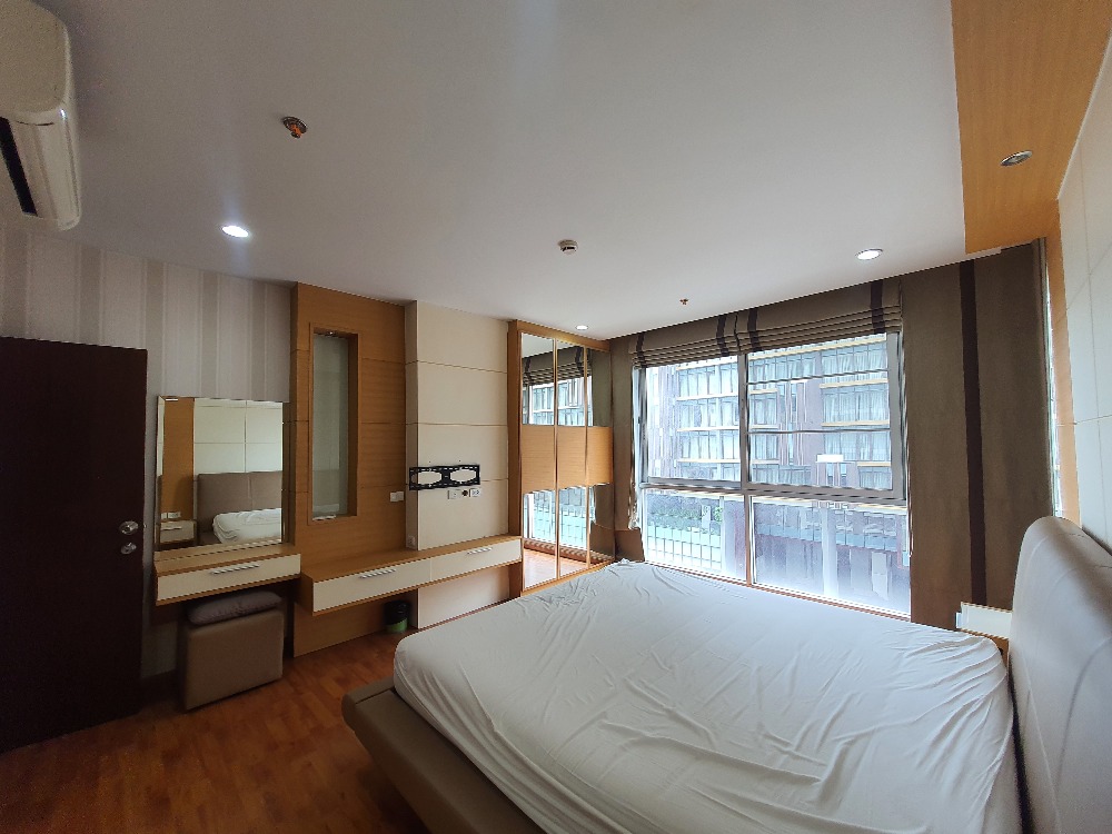 For SaleCondoWitthayu, Chidlom, Langsuan, Ploenchit : Sale - The Rajdamri. 1bed 67sqm. Fl.12A*Corner room. 150 m. to BTS Ratchadamri