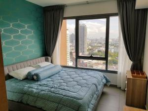 For SaleCondoSukhumvit, Asoke, Thonglor : Condo for sale The Lofts Ekkamai, Sukhumvit Road, Phra Khanong Nuea, Watthana, Bangkok.