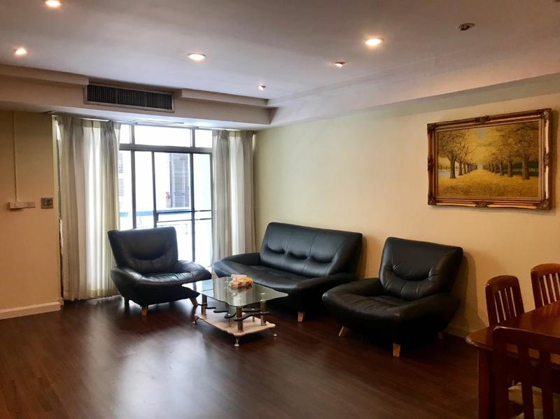 For RentCondoSukhumvit, Asoke, Thonglor : For Rent Royal Castle Sukhumvit 39 3 Bed 33,000