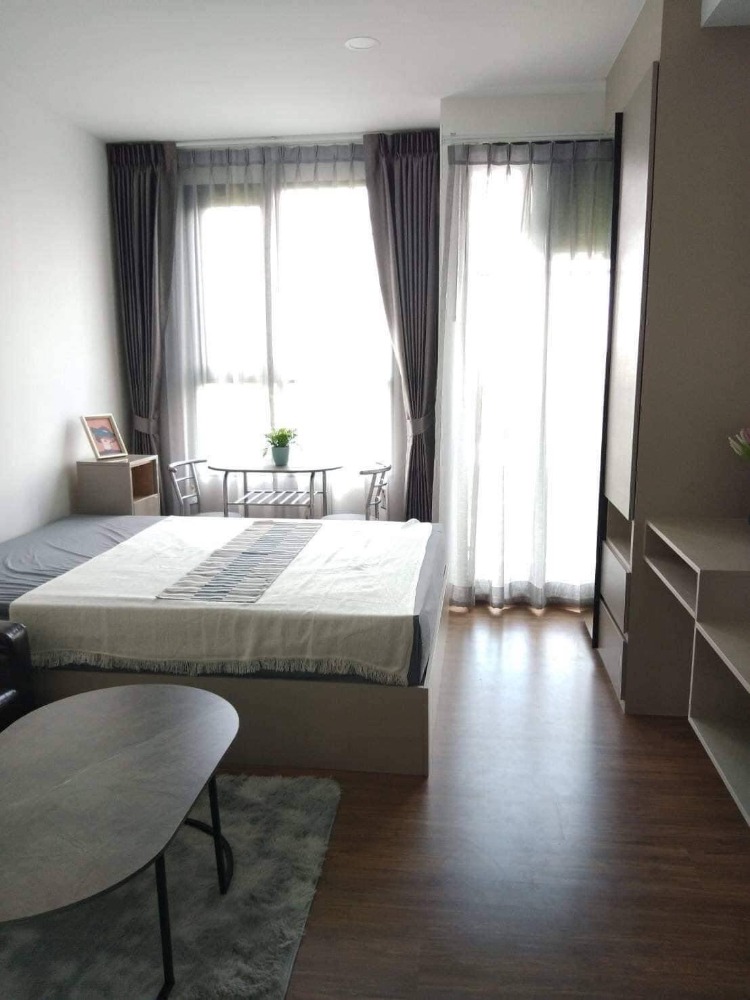 For RentCondoMin Buri, Romklao : Condo for rent: The Origin Ramkhamhaeng 209, beautiful room with electrical appliances and furniture.