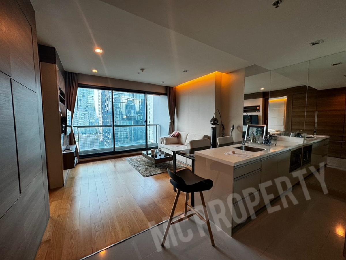 ให้เช่าคอนโดสาทร นราธิวาส : The Address Sathorn 1 bedroom 56sqm for rent only 38,000 best layout!! Best view!!! per month tel 0816878954 line id 0816878954