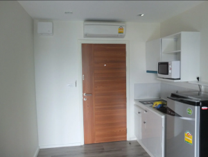 For SaleCondoBangna, Bearing, Lasalle : Condo for sale: The Knight I, Sukhumvit 107, Soi Bearing 1, ready to move in, free, fully furnished (SM462)