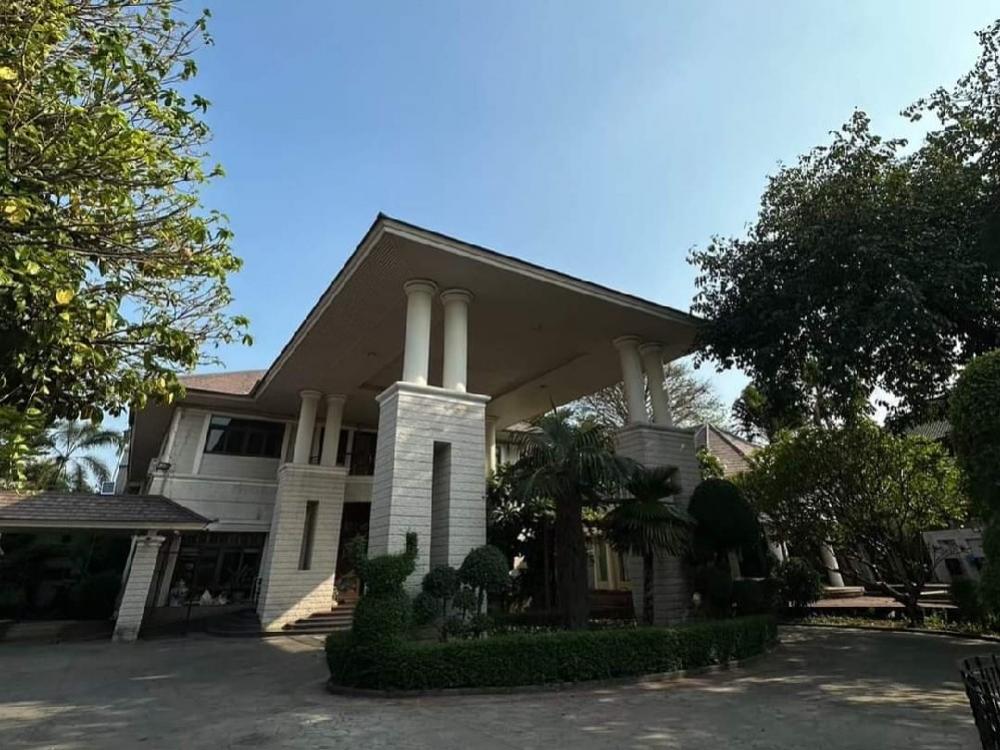 For SaleHouseYothinpattana,CDC : ✨️Luxury single house for sale, 2.2 rai, 2000 sq m, next to the expressway, 280 million🔥