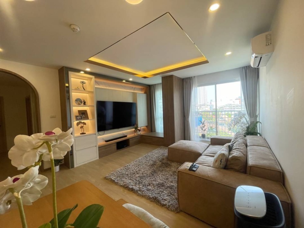 For SaleCondoSathorn, Narathiwat : Condo for sale, Baan Siri Sathorn Yen Akat, good location in the heart of Sathorn. Next to Yen Akat Road, 3 bedrooms, 108 sq m, newly decorated, beautiful, ready to move in.