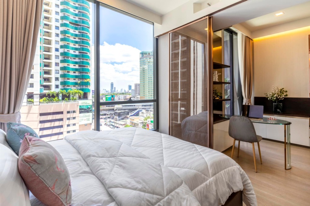 For RentCondoSukhumvit, Asoke, Thonglor : Celes Asoke FOR RENT 2 BEDROOM 2 BATHROOM 86 Sq.m Nice Decoration Ready to move in